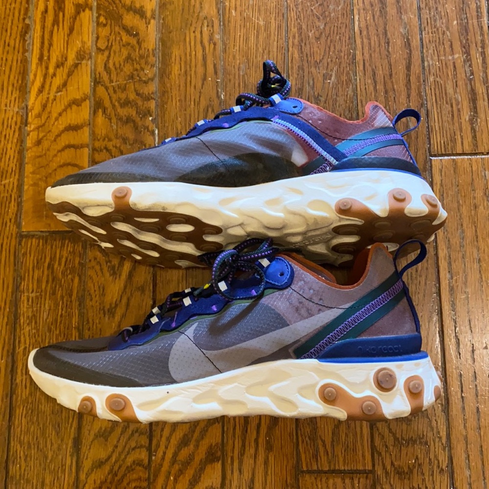 Nike React Element 87 Dusty Peach